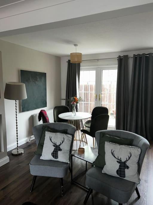 15 Min Drive To Airport 20 Min To Loch Lomond And City Center Old Kilpatrick Exterior foto