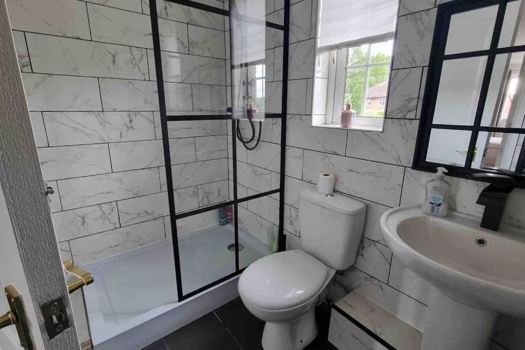 15 Min Drive To Airport 20 Min To Loch Lomond And City Center Old Kilpatrick Exterior foto